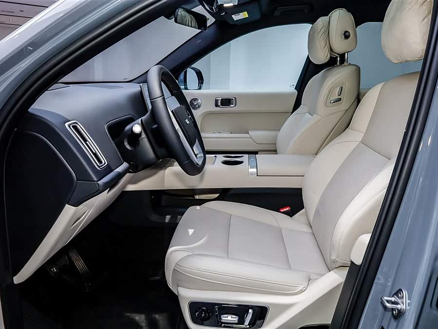 Li L7 2025 car image #13