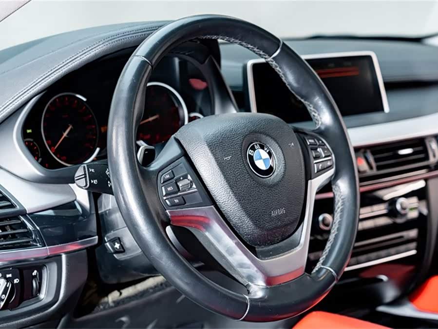 BMW X6 2019 immagine di auto #13