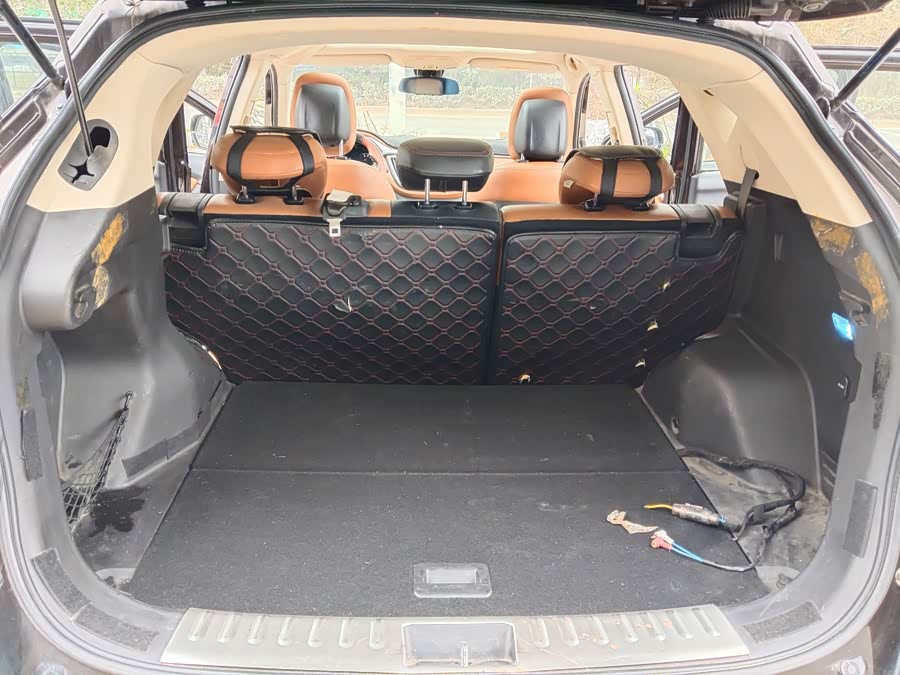 Soueast DX7 2016 car image #13