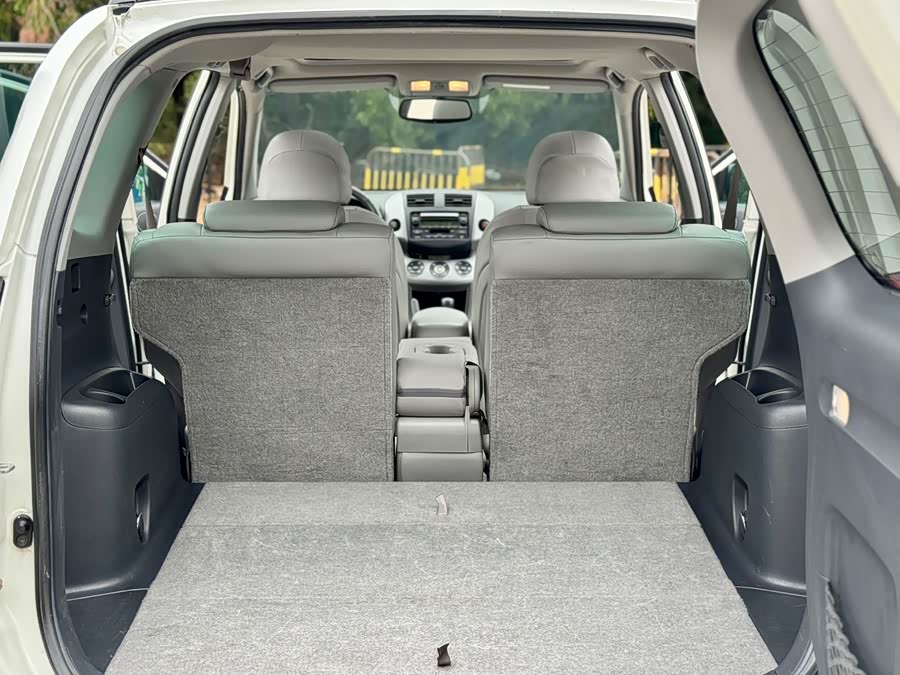 Toyota RAV4 (Imported) 2007 #13 Toyota RAV4 (Imported) 2007 immagine di auto #13