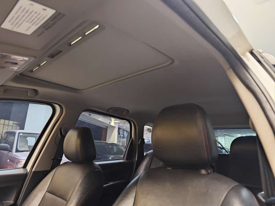 Forthing JOYEAR X5 2011 car image #13