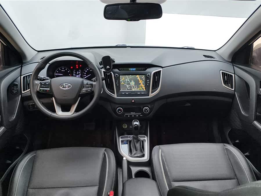 Hyundai ix25 2016 car image #13
