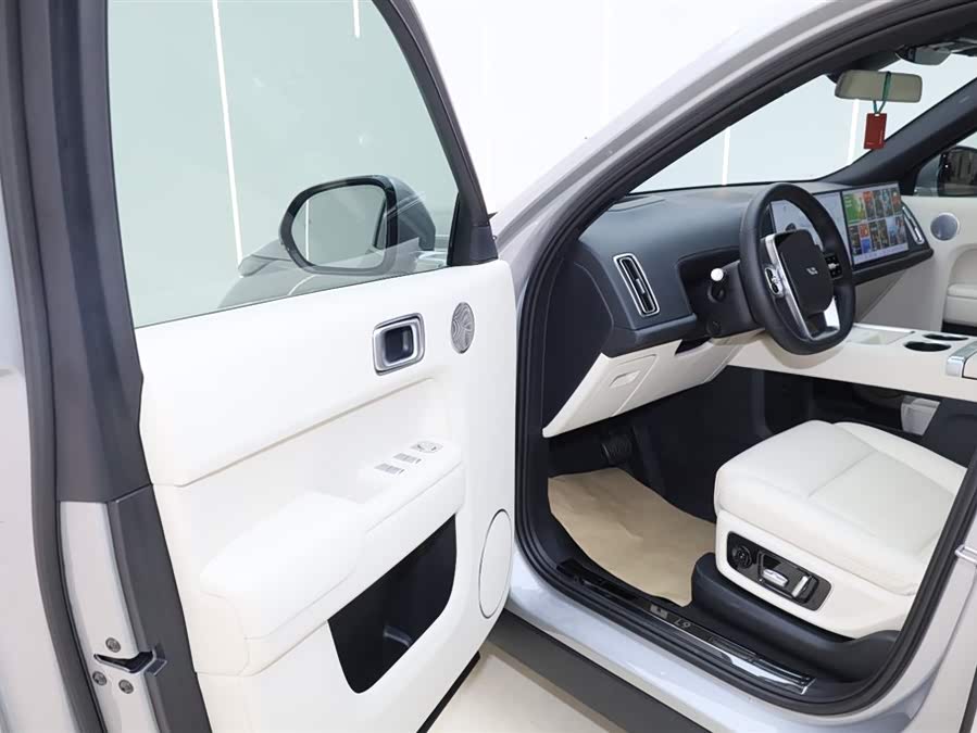 Li L9 2023 imagem de carro #13