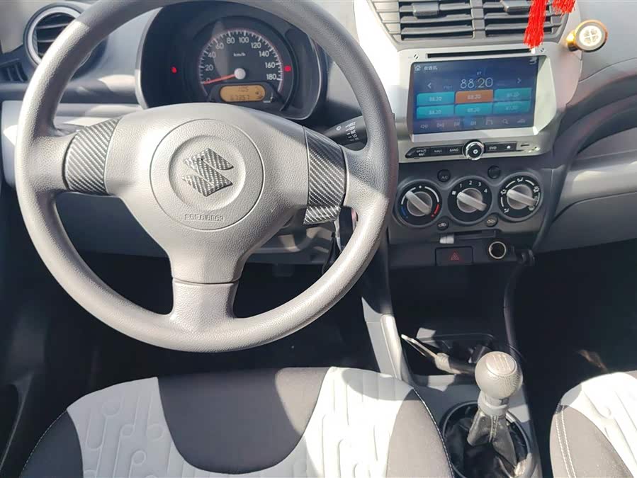 Suzuki Alto 2015 immagine di auto #13