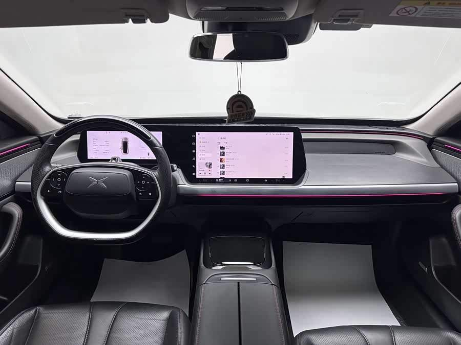 Xpeng P7 2022 image de voiture #13
