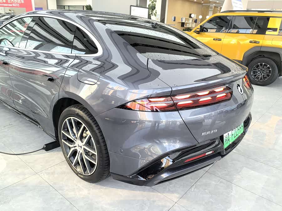 Denza Z9 2024 immagine di auto #13