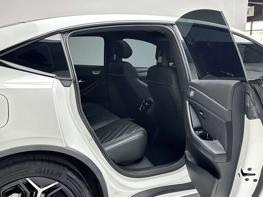 Deepal SL03 2023 изображение автомобиля #13