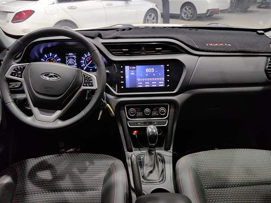 Chery Tiggo 3 2017 immagine di auto #13