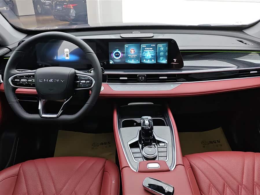 Chery Tiggo 7 Plus 2023 car image #13