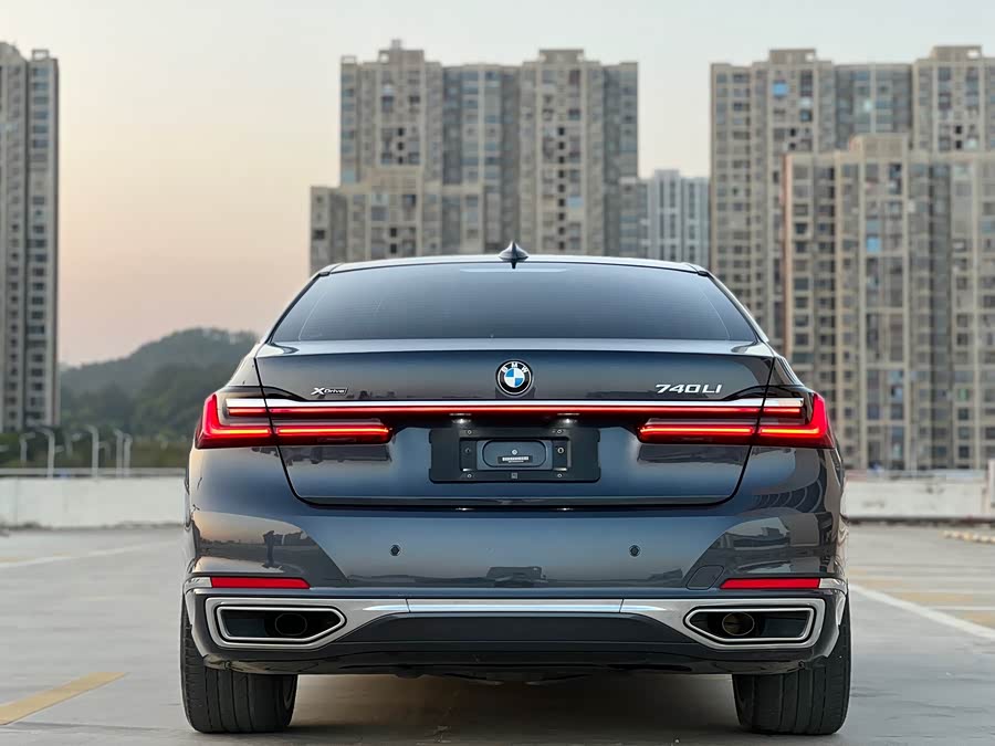 BMW 7 Series 2020 #13 BMW 7 Series 2020 car image #13