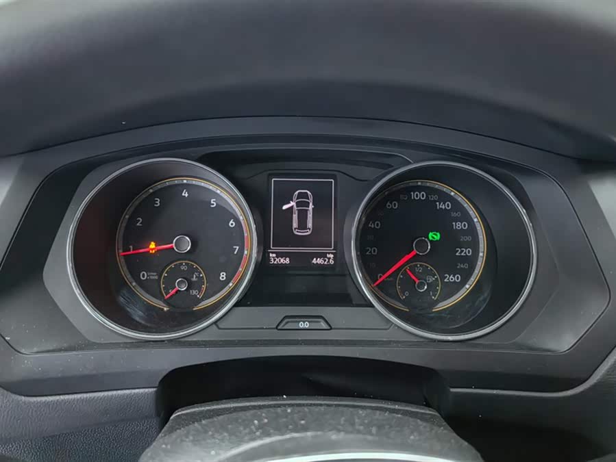 Volkswagen Tiguan L 2020 car image #13