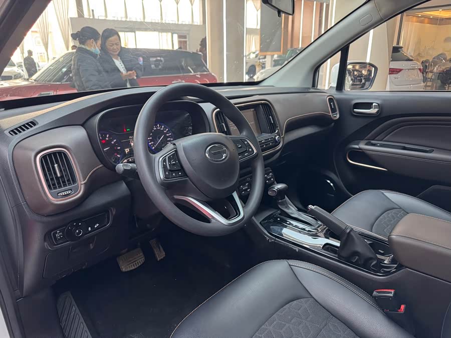 GAC Trumpchi GS3 2018 #13 GAC Trumpchi GS3 2018 car image #13