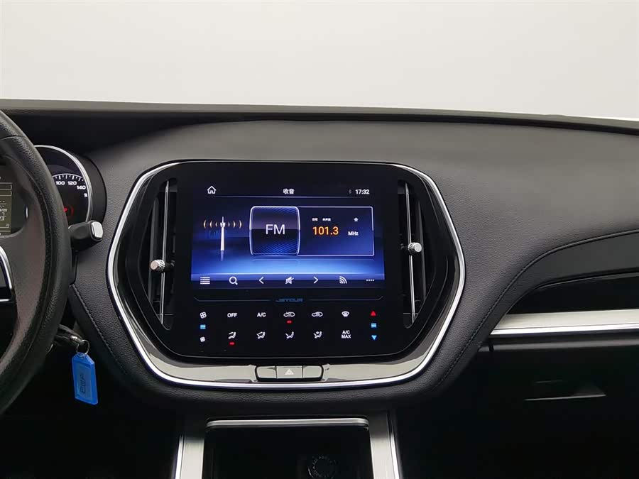 Jetour X70 2020 car image #13