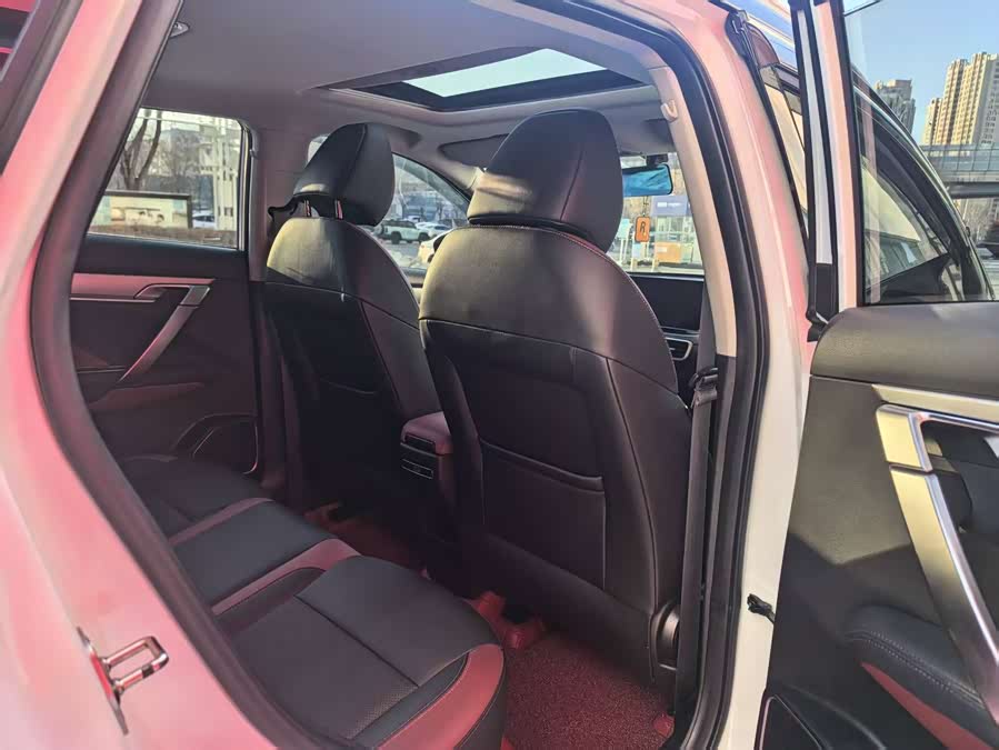 GEELY Coolray 2021 #13 GEELY Coolray 2021 car image #13