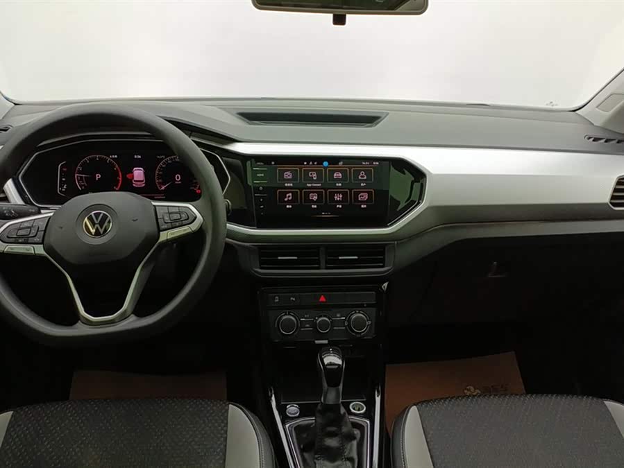 Volkswagen Tacqua 2023 car image #13