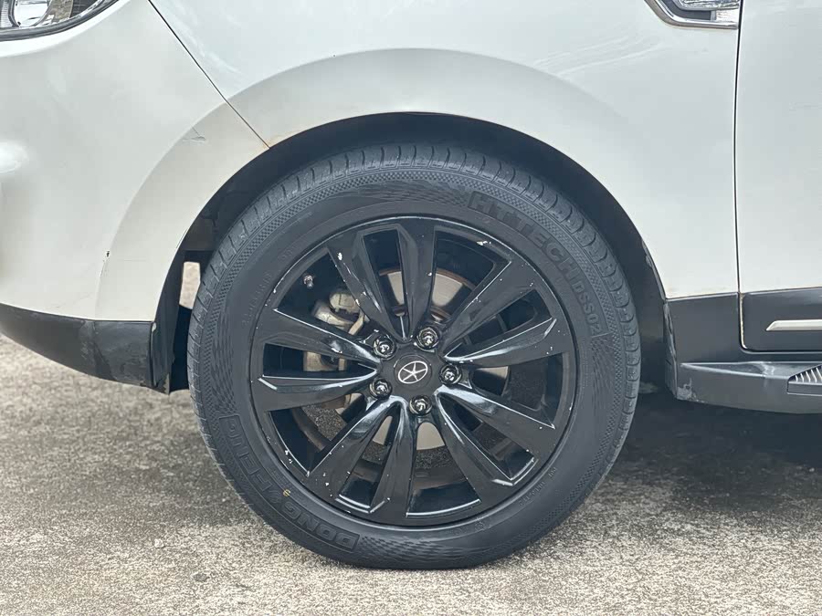 JAC 2017 #13 JAC 2017 car image #13