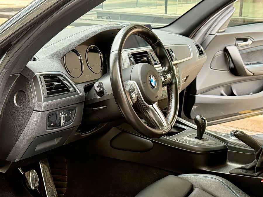 宝马 宝马M2 2018 汽车图片 #13