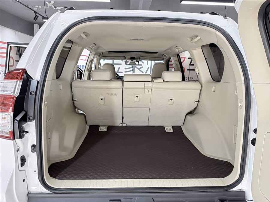 Toyota Land Cruiser Prado 2013 #13 Toyota Land Cruiser Prado 2013 car image #13