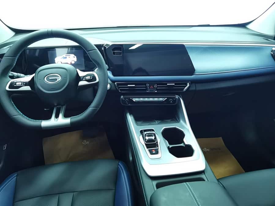 GAC Trumpchi GS3 2025 #13 GAC Trumpchi GS3 2025 car image #13