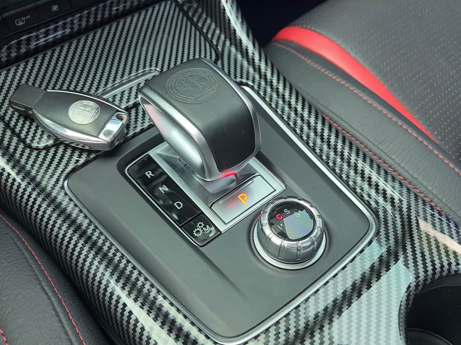 Mercedes-Benz GLA AMG 2016 صورة سيارة #13