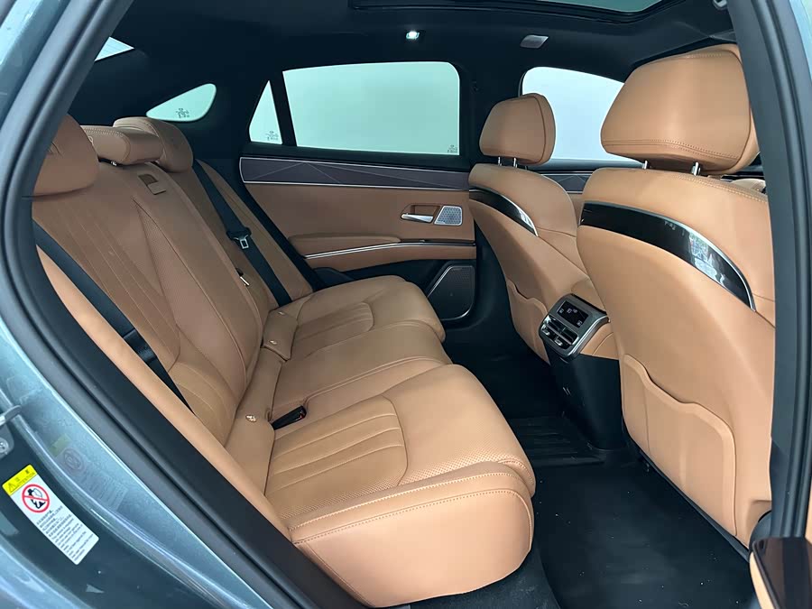 BYD HanL 2025 car image #13