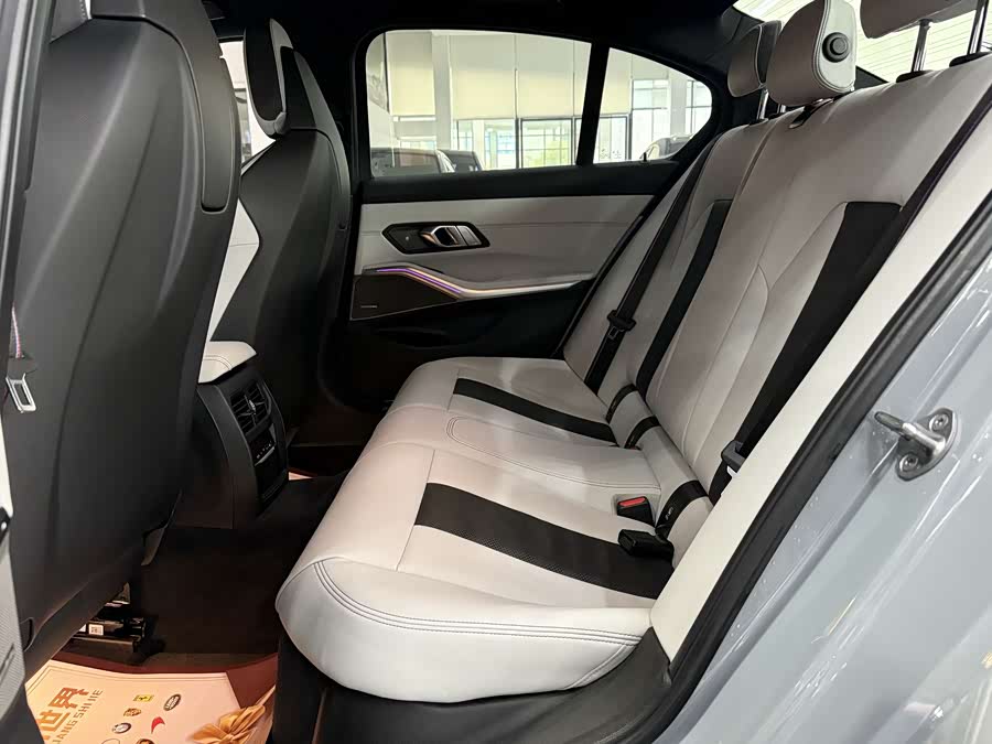 宝马 宝马M3 2022 #13 宝马 宝马M3 2022 汽车图片 #13