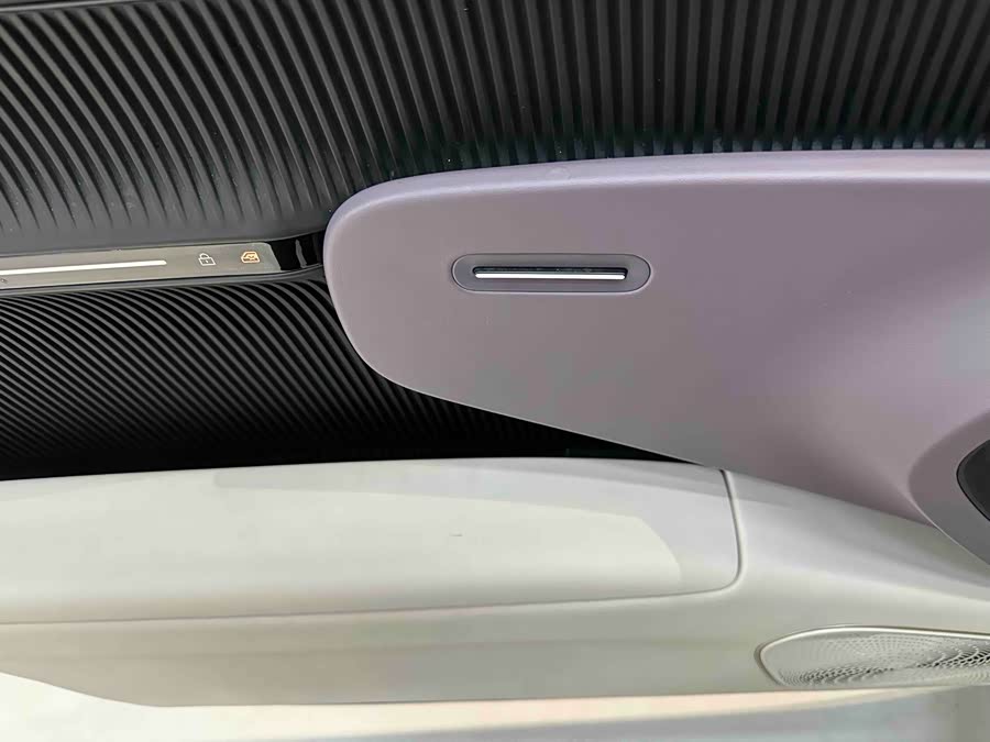 Avatr 12 2025 car image #13