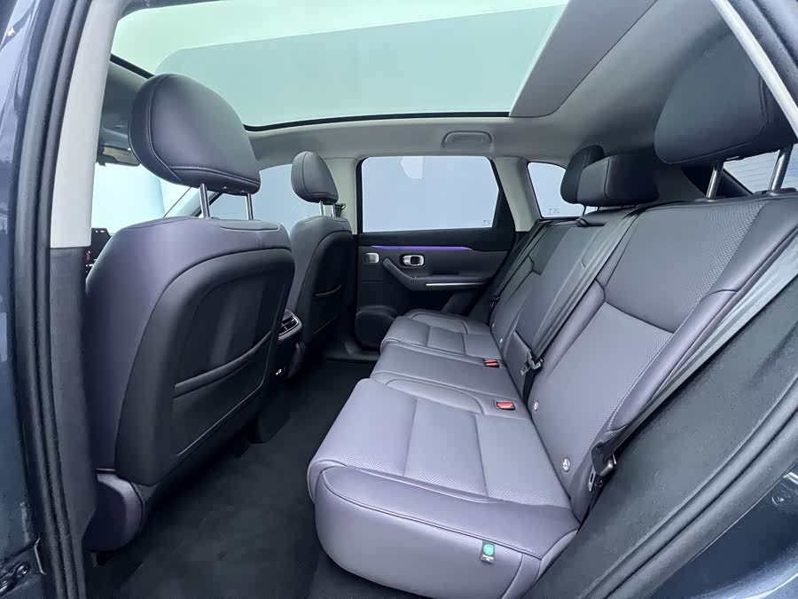 零跑汽车 零跑C10 2025 汽车图片 #13