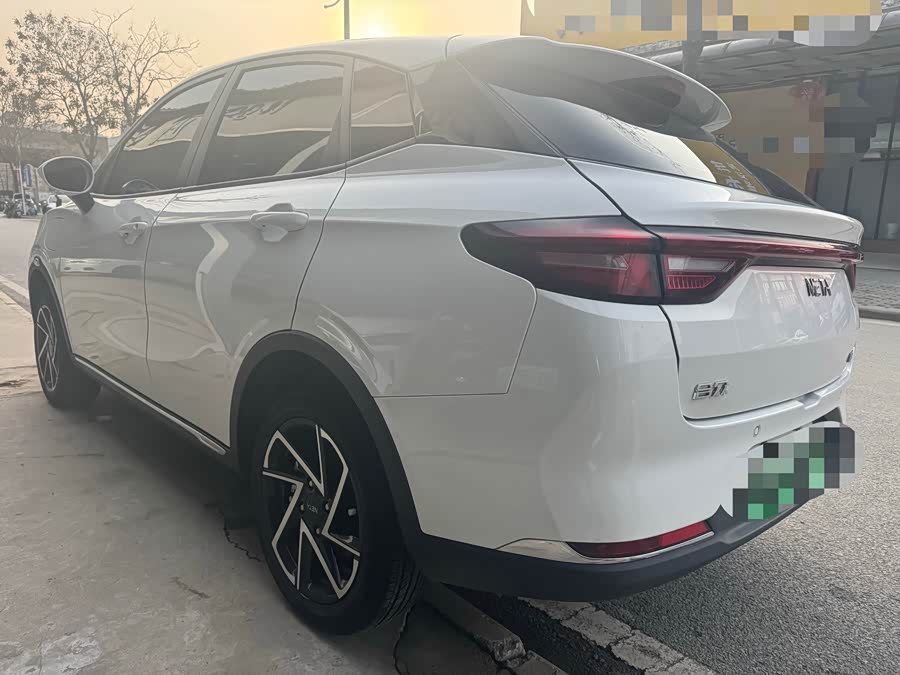 哪吒汽车 哪吒AYA 2024 汽车图片 #13