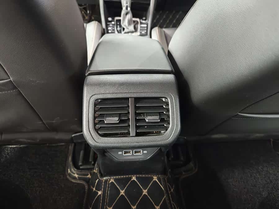 Volkswagen Bora 2020 imagem de carro #13