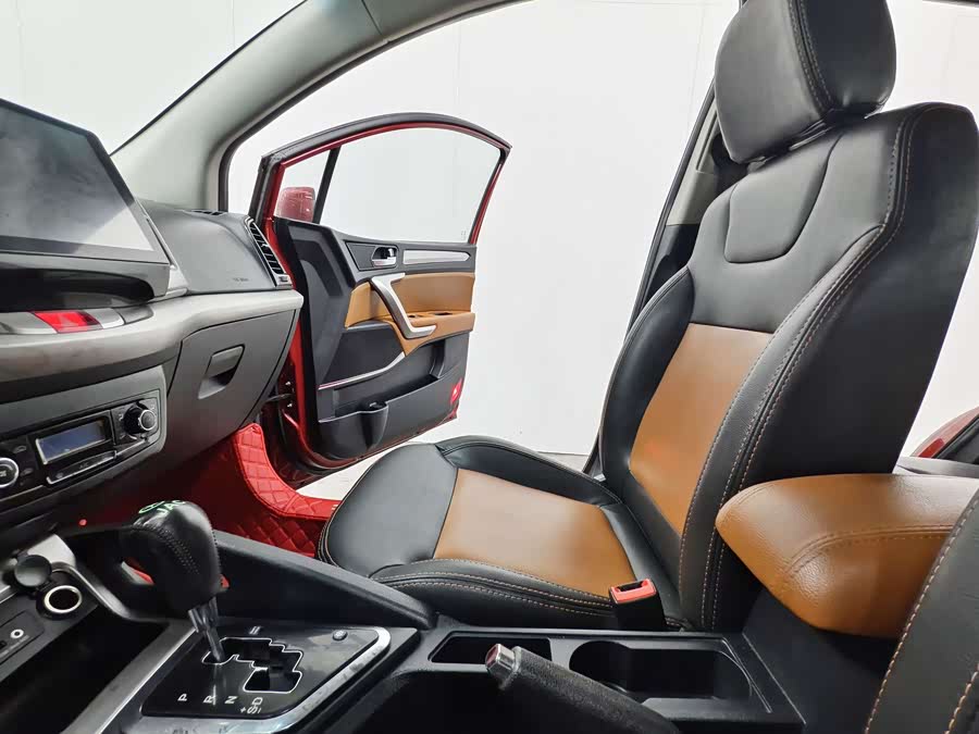 JAC 2015 #13 JAC 2015 car image #13