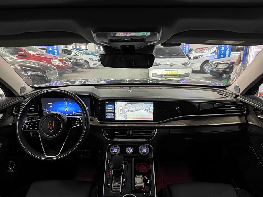 HongQi H9 2021 car image #13