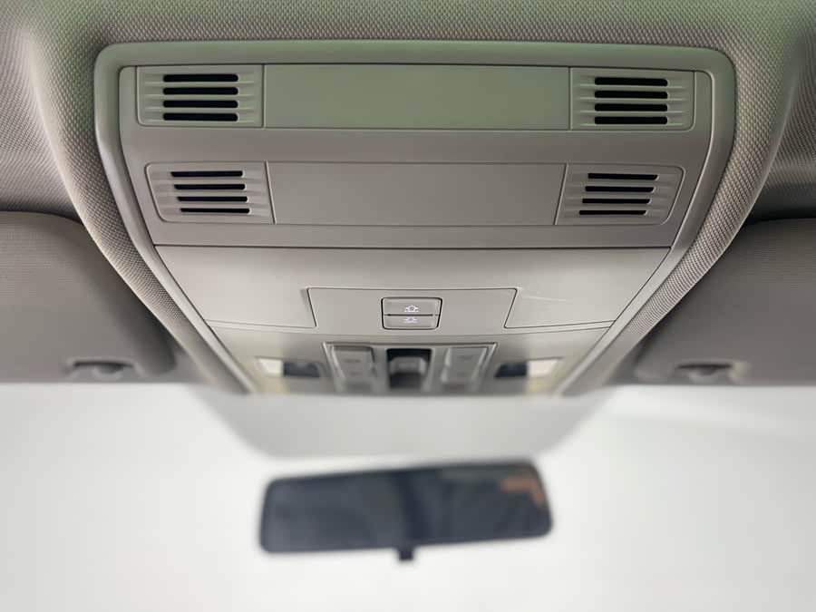 Volkswagen T-Cross 2021 car image #13