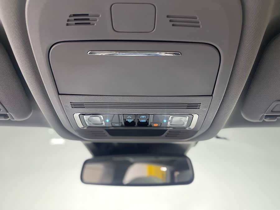 Ford Edge 2023 car image #13