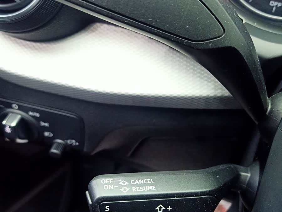 Audi Q2L 2020 imagem de carro #13