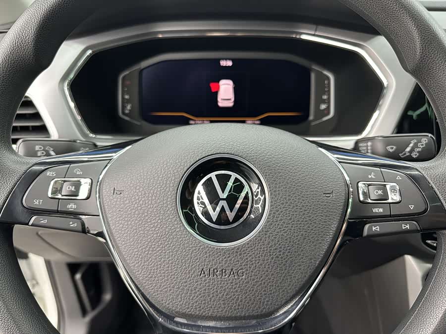 Volkswagen T-Cross 2021 #13 Volkswagen T-Cross 2021 car image #13