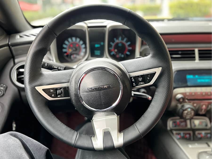 Chevrolet Camaro 2011 car image #13