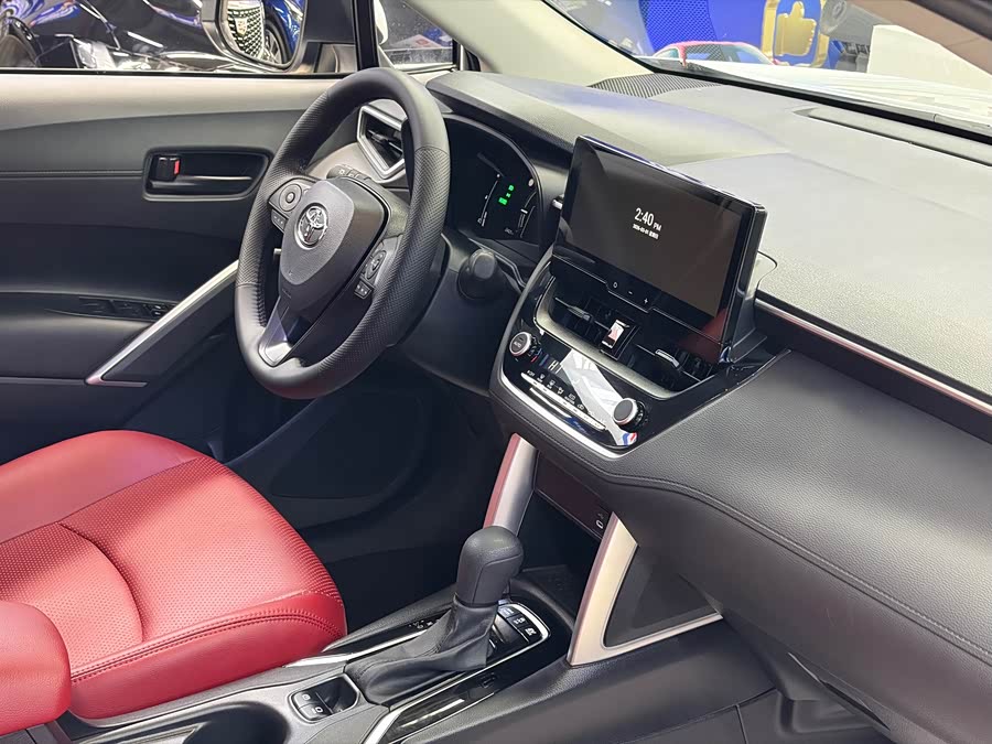 Toyota Corolla Cross 2024 car image #13