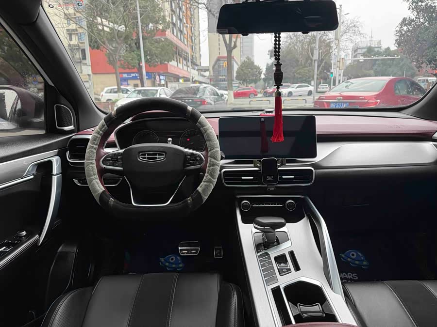 GEELY Coolray 2021 #13 GEELY Coolray 2021 car image #13