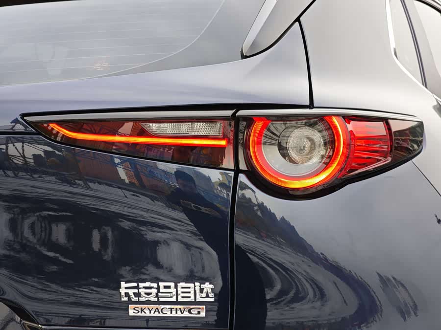 Mazda CX-30 2022 car image #13