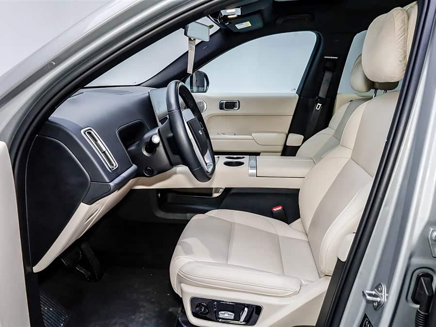 Li L7 2024 صورة سيارة #13