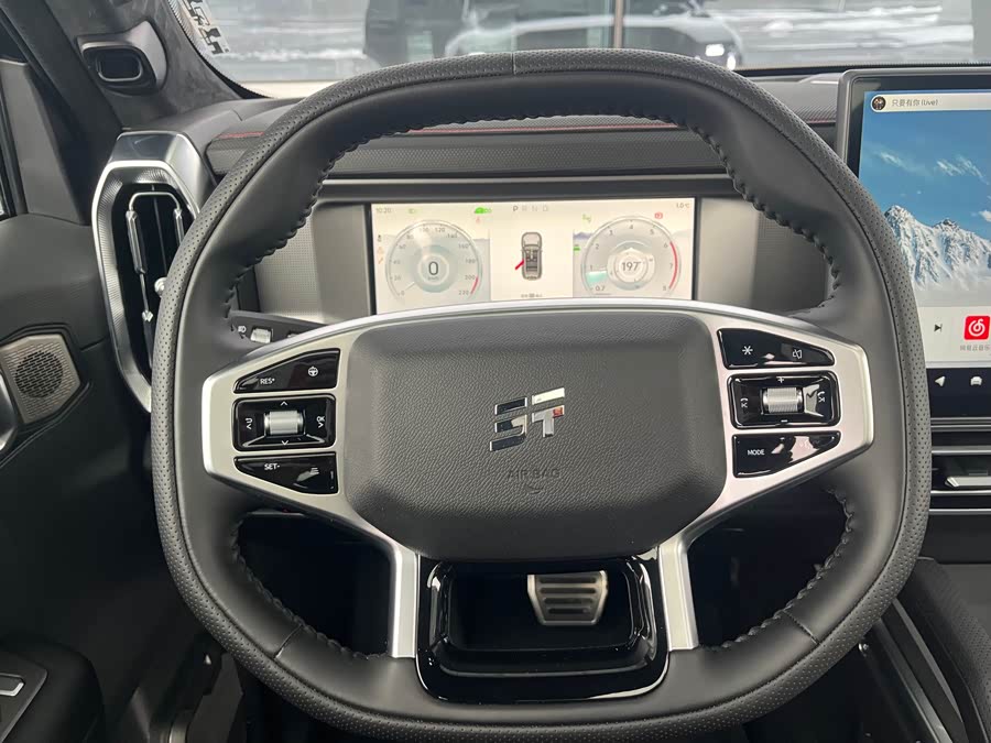 Jetour Traveller 2025 car image #13
