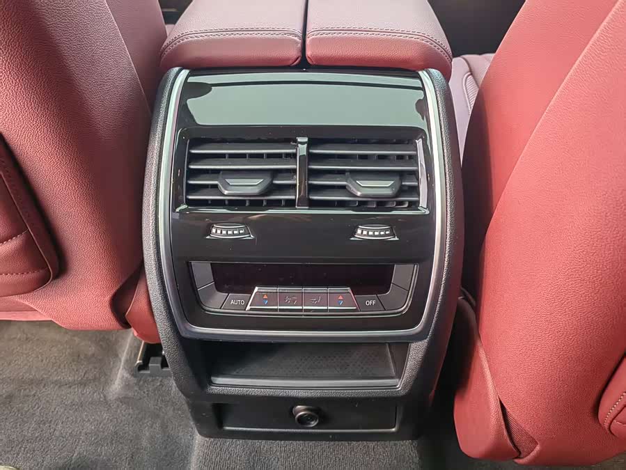 BMW X5 2025 صورة سيارة #13