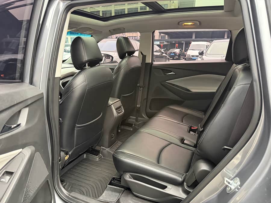 Chevrolet Orlando 2020 car image #13