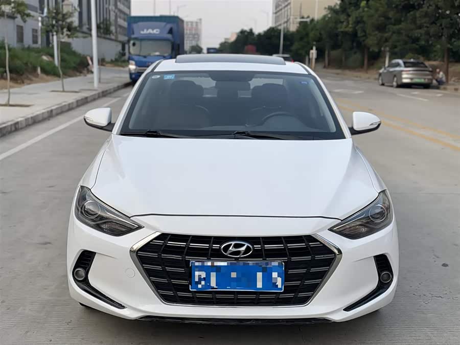 Hyundai Elantra AD 2020 immagine di auto #13