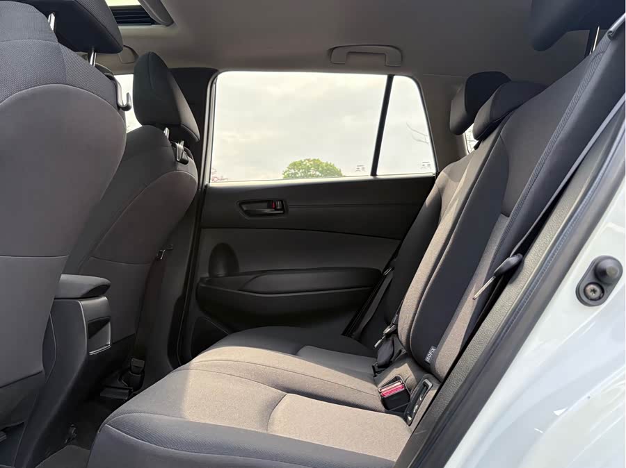 Toyota Frontlander 2022 car image #13