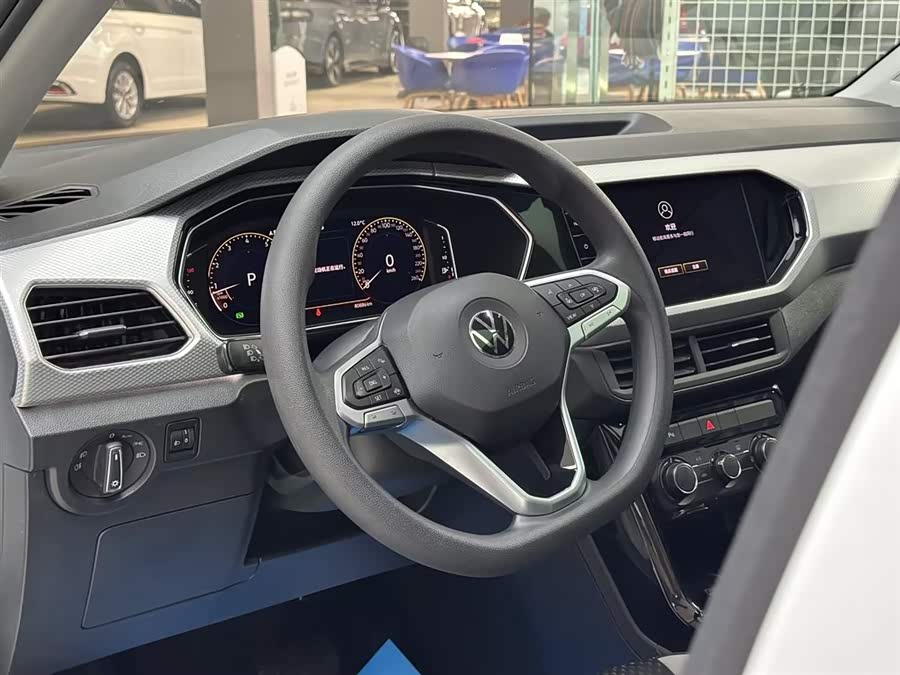 Volkswagen Tacqua 2024 car image #13