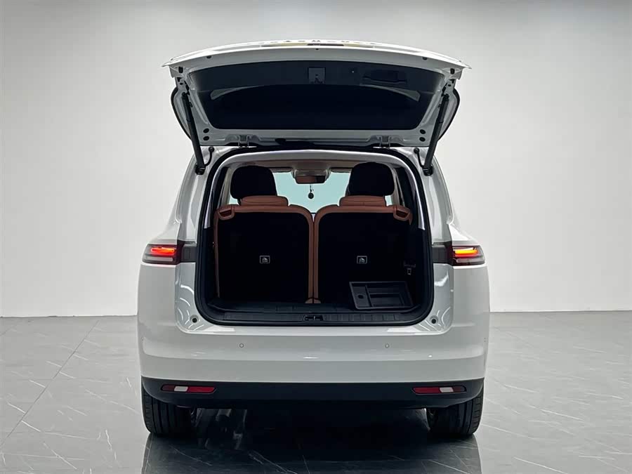 零跑汽车 零跑C16 2025 汽车图片 #13