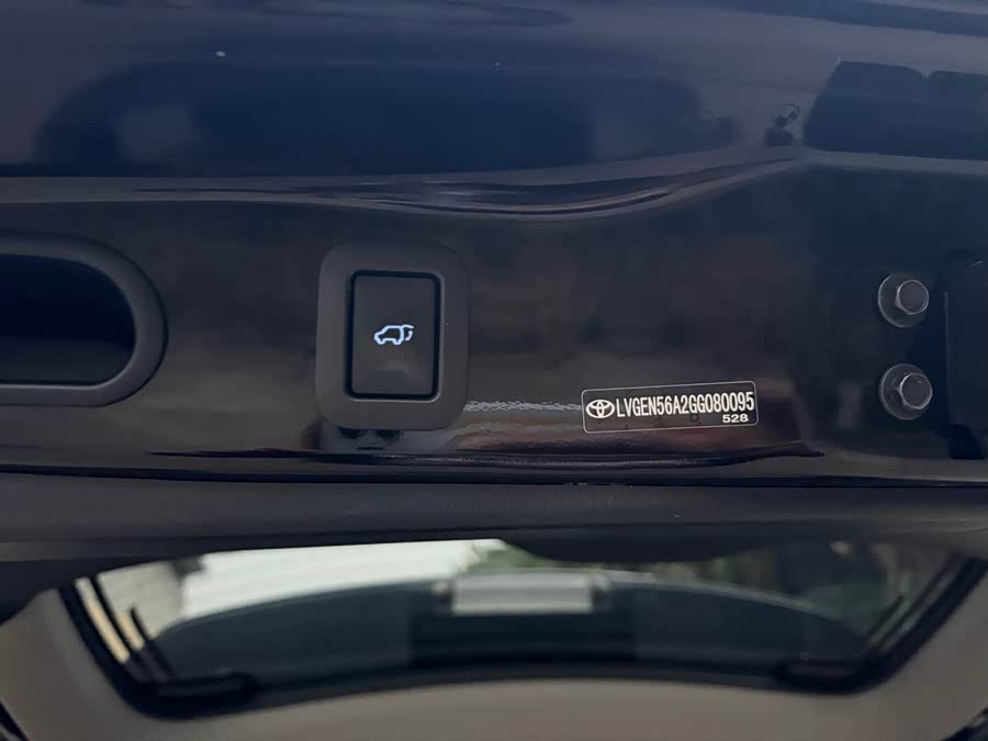 Toyota Highlander 2016 car image #13