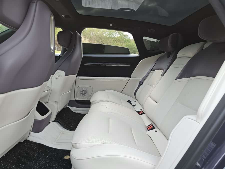 Avatr 12 2023 imagem de carro #13